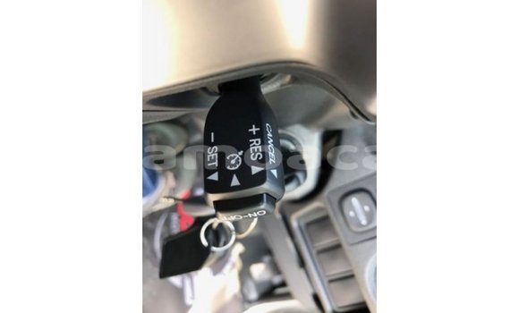 Buy Import Toyota Hiace White Car in Import - Dubai in A'ana Buy Import Toyota Hiace White Car in Import - Dubai in A'ana