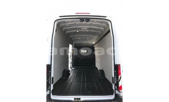 Buy Import Ford Club Wagon White Car in Import - Dubai in A'ana Buy Import Ford Club Wagon White Car in Import - Dubai in A'ana