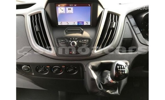 Buy Import Ford Club Wagon White Car in Import - Dubai in A'ana Buy Import Ford Club Wagon White Car in Import - Dubai in A'ana