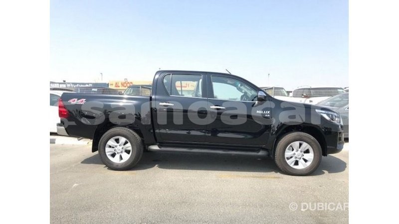 Big with watermark toyota hilux a ana import dubai 3461
