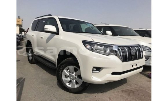 Buy Import Toyota Prado White Car in Import - Dubai in A'ana Buy Import Toyota Prado White Car in Import - Dubai in A'ana