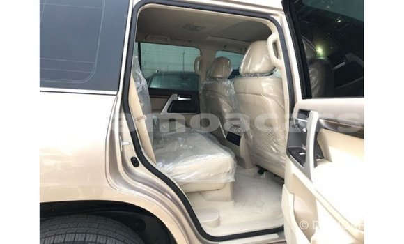 Buy Import Toyota Land Cruiser Other Car in Import - Dubai in A'ana Buy Import Toyota Land Cruiser Other Car in Import - Dubai in A'ana