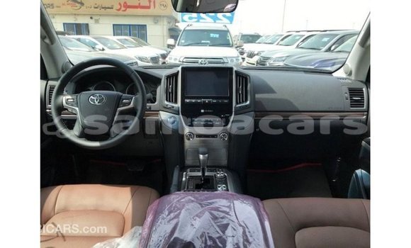 Buy Import Toyota Land Cruiser Black Car in Import - Dubai in A'ana Buy Import Toyota Land Cruiser Black Car in Import - Dubai in A'ana