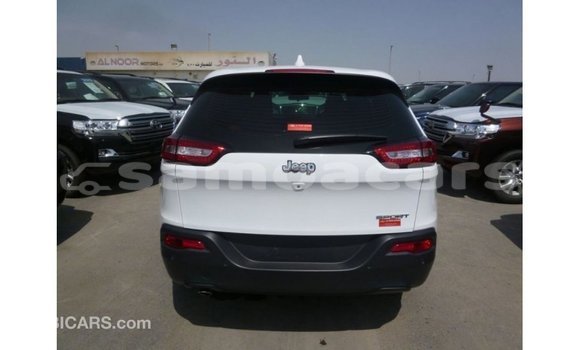 Buy Import Jeep Cherokee White Car in Import - Dubai in A'ana Buy Import Jeep Cherokee White Car in Import - Dubai in A'ana