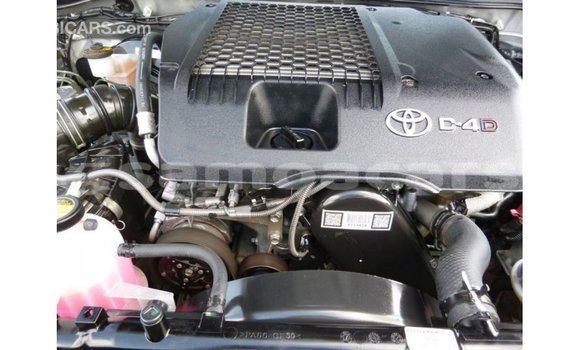 Buy Import Toyota Hilux Other Car in Import - Dubai in A'ana Buy Import Toyota Hilux Other Car in Import - Dubai in A'ana