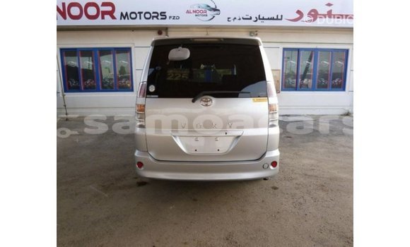 Buy Import Toyota Voxy Other Car in Import - Dubai in A'ana Buy Import Toyota Voxy Other Car in Import - Dubai in A'ana