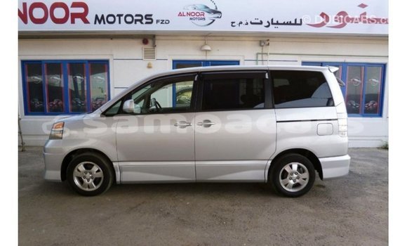 Buy Import Toyota Voxy Other Car in Import - Dubai in A'ana Buy Import Toyota Voxy Other Car in Import - Dubai in A'ana