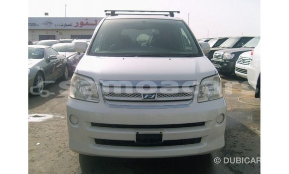 Buy Import Toyota Noah White Car in Import - Dubai in A'ana Buy Import Toyota Noah White Car in Import - Dubai in A'ana