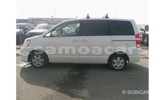 Buy Import Toyota Noah White Car in Import - Dubai in A'ana Buy Import Toyota Noah White Car in Import - Dubai in A'ana