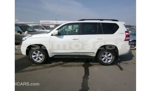 Buy Import Toyota Prado White Car in Import - Dubai in A'ana Buy Import Toyota Prado White Car in Import - Dubai in A'ana