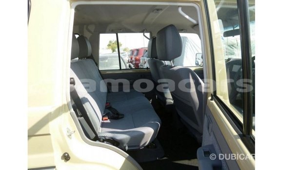 Buy Import Toyota Land Cruiser Beige Car in Import - Dubai in A'ana Buy Import Toyota Land Cruiser Beige Car in Import - Dubai in A'ana