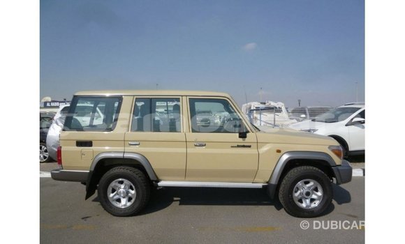 Buy Import Toyota Land Cruiser Beige Car in Import - Dubai in A'ana Buy Import Toyota Land Cruiser Beige Car in Import - Dubai in A'ana