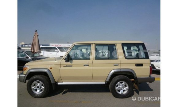 Buy Import Toyota Land Cruiser Beige Car in Import - Dubai in A'ana Buy Import Toyota Land Cruiser Beige Car in Import - Dubai in A'ana