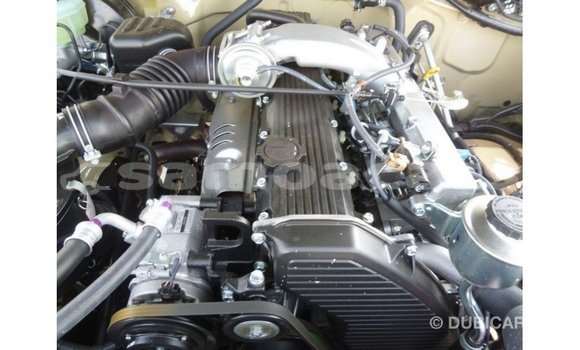 Buy Import Toyota Land Cruiser Beige Car in Import - Dubai in A'ana Buy Import Toyota Land Cruiser Beige Car in Import - Dubai in A'ana