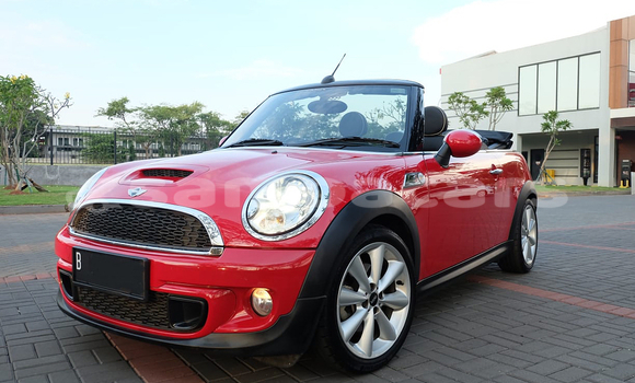 Acheter Neuf Voiture MINI Cooper Rouge à Vaitele, Tuamasaga Acheter Neuf Voiture MINI Cooper Rouge à Vaitele, Tuamasaga