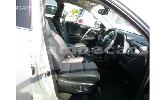 Buy Import Toyota 4Runner Other Car in Import - Dubai in A'ana Buy Import Toyota 4Runner Other Car in Import - Dubai in A'ana