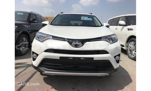 Buy Import Toyota 4Runner White Car in Import - Dubai in A'ana Buy Import Toyota 4Runner White Car in Import - Dubai in A'ana