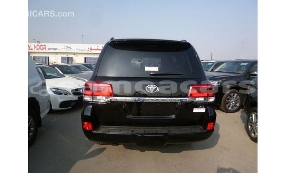 Buy Import Toyota Land Cruiser Black Car in Import - Dubai in A'ana Buy Import Toyota Land Cruiser Black Car in Import - Dubai in A'ana
