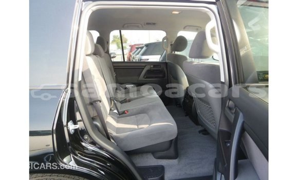 Buy Import Toyota Land Cruiser Black Car in Import - Dubai in A'ana Buy Import Toyota Land Cruiser Black Car in Import - Dubai in A'ana