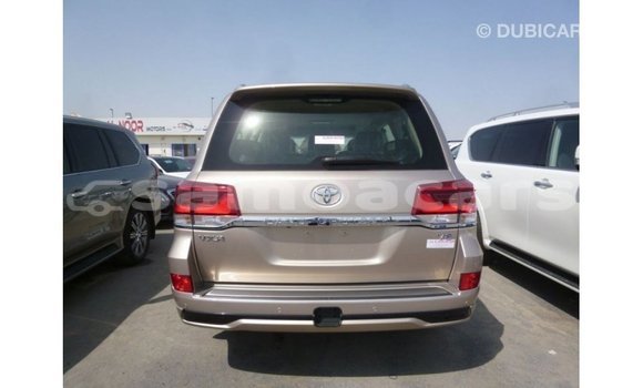 Buy Import Toyota Land Cruiser Other Car in Import - Dubai in A'ana Buy Import Toyota Land Cruiser Other Car in Import - Dubai in A'ana