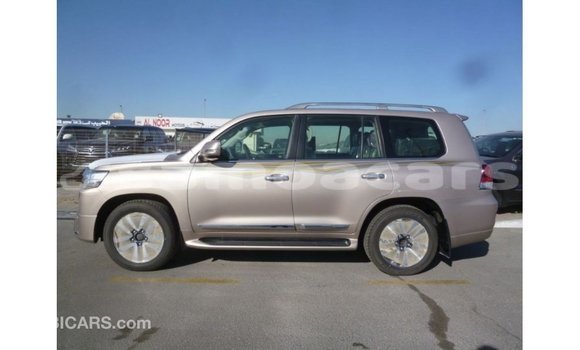 Buy Import Toyota Land Cruiser Other Car in Import - Dubai in A'ana Buy Import Toyota Land Cruiser Other Car in Import - Dubai in A'ana