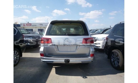 Buy Import Toyota Land Cruiser Other Car in Import - Dubai in A'ana Buy Import Toyota Land Cruiser Other Car in Import - Dubai in A'ana