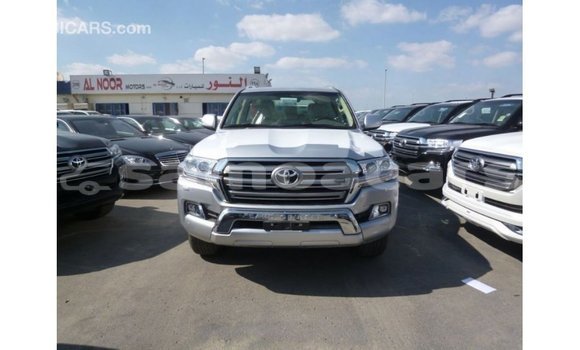 Buy Import Toyota Land Cruiser Other Car in Import - Dubai in A'ana Buy Import Toyota Land Cruiser Other Car in Import - Dubai in A'ana