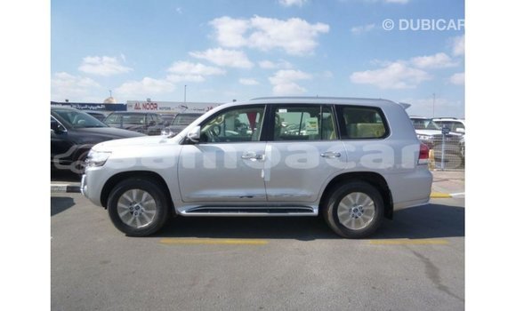 Buy Import Toyota Land Cruiser Other Car in Import - Dubai in A'ana Buy Import Toyota Land Cruiser Other Car in Import - Dubai in A'ana