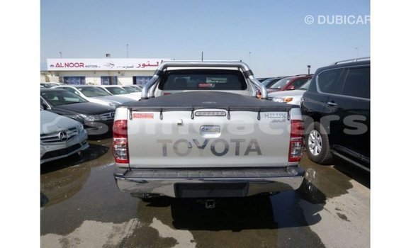 Buy Import Toyota Hilux Other Car in Import - Dubai in A'ana Buy Import Toyota Hilux Other Car in Import - Dubai in A'ana