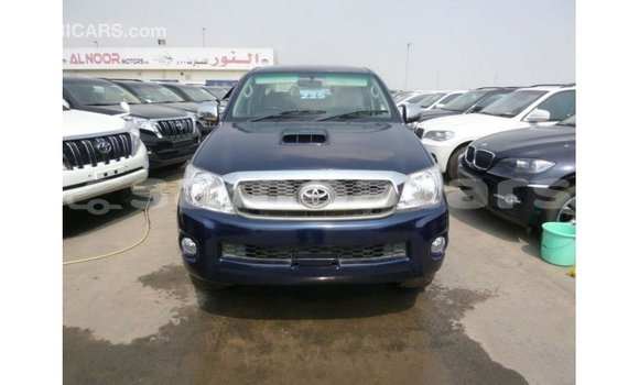 Buy Import Toyota Hilux Blue Car in Import - Dubai in A'ana Buy Import Toyota Hilux Blue Car in Import - Dubai in A'ana