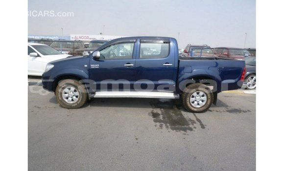 Buy Import Toyota Hilux Blue Car in Import - Dubai in A'ana Buy Import Toyota Hilux Blue Car in Import - Dubai in A'ana