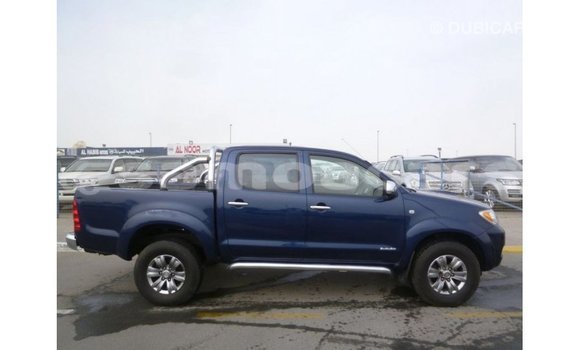 Buy Import Toyota Hilux Blue Car in Import - Dubai in A'ana Buy Import Toyota Hilux Blue Car in Import - Dubai in A'ana