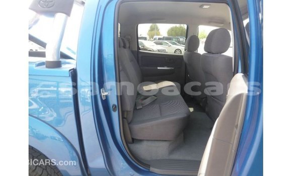 Buy Import Toyota Hilux Blue Car in Import - Dubai in A'ana Buy Import Toyota Hilux Blue Car in Import - Dubai in A'ana