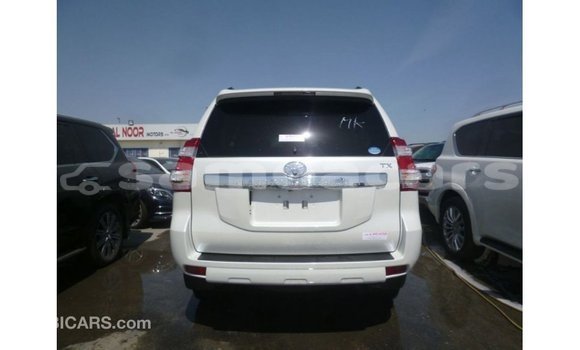 Buy Import Toyota Prado White Car in Import - Dubai in A'ana Buy Import Toyota Prado White Car in Import - Dubai in A'ana