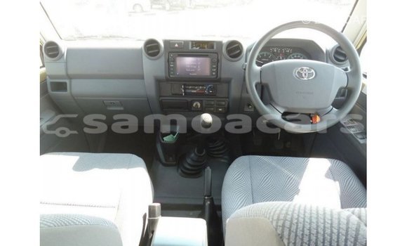 Buy Import Toyota Land Cruiser Beige Car in Import - Dubai in A'ana Buy Import Toyota Land Cruiser Beige Car in Import - Dubai in A'ana