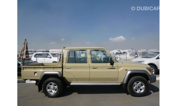 Buy Import Toyota Land Cruiser Beige Car in Import - Dubai in A'ana Buy Import Toyota Land Cruiser Beige Car in Import - Dubai in A'ana