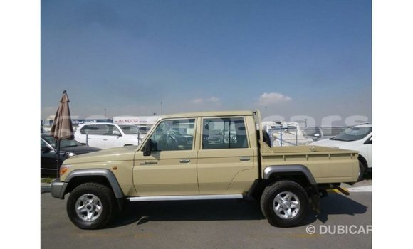 Buy Import Toyota Land Cruiser Beige Car in Import - Dubai in A'ana Buy Import Toyota Land Cruiser Beige Car in Import - Dubai in A'ana
