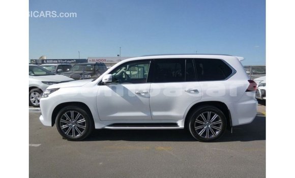 Buy Import Lexus LX White Car in Import - Dubai in A'ana Buy Import Lexus LX White Car in Import - Dubai in A'ana