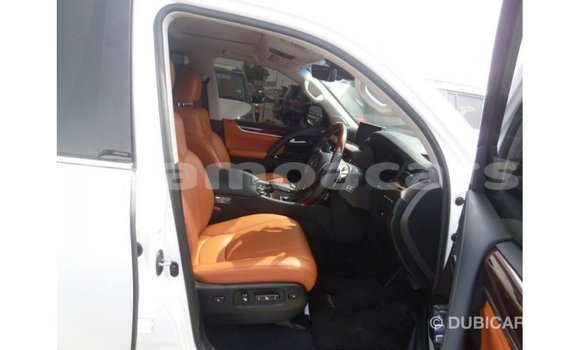 Buy Import Lexus LX White Car in Import - Dubai in A'ana Buy Import Lexus LX White Car in Import - Dubai in A'ana