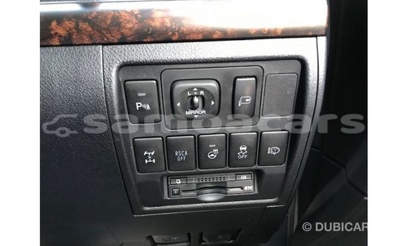 Buy Import Toyota Land Cruiser White Car in Import - Dubai in A'ana Buy Import Toyota Land Cruiser White Car in Import - Dubai in A'ana