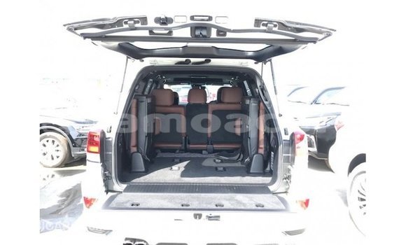 Buy Import Toyota Land Cruiser White Car in Import - Dubai in A'ana Buy Import Toyota Land Cruiser White Car in Import - Dubai in A'ana