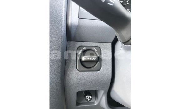 Buy Import Toyota Land Cruiser White Car in Import - Dubai in A'ana Buy Import Toyota Land Cruiser White Car in Import - Dubai in A'ana