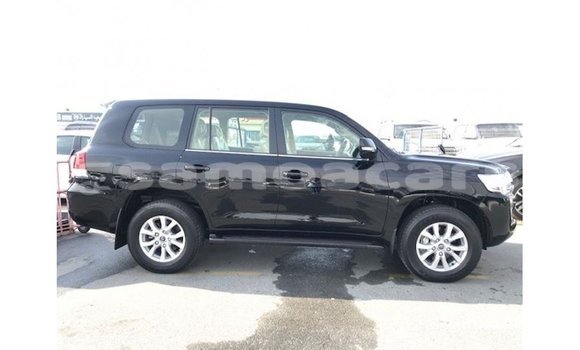 Buy Import Toyota Land Cruiser Black Car in Import - Dubai in A'ana Buy Import Toyota Land Cruiser Black Car in Import - Dubai in A'ana