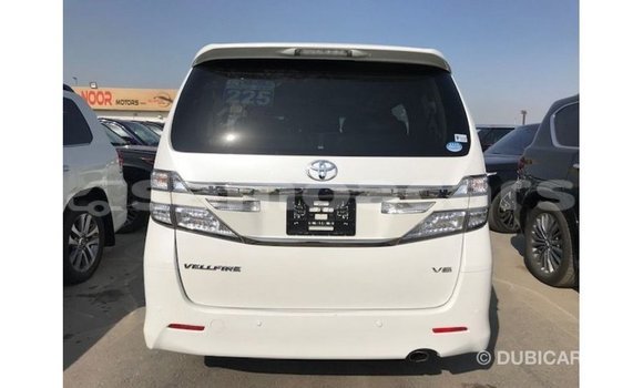 Buy Import Toyota Vellfire White Car in Import - Dubai in A'ana Buy Import Toyota Vellfire White Car in Import - Dubai in A'ana