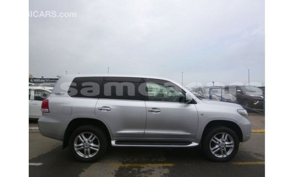 Buy Import Toyota Land Cruiser Other Car in Import - Dubai in A'ana Buy Import Toyota Land Cruiser Other Car in Import - Dubai in A'ana