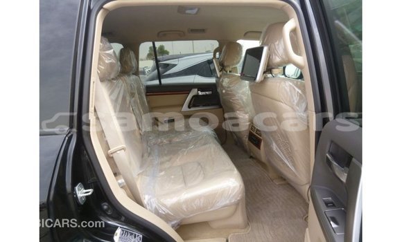 Buy Import Toyota Land Cruiser Black Car in Import - Dubai in A'ana Buy Import Toyota Land Cruiser Black Car in Import - Dubai in A'ana