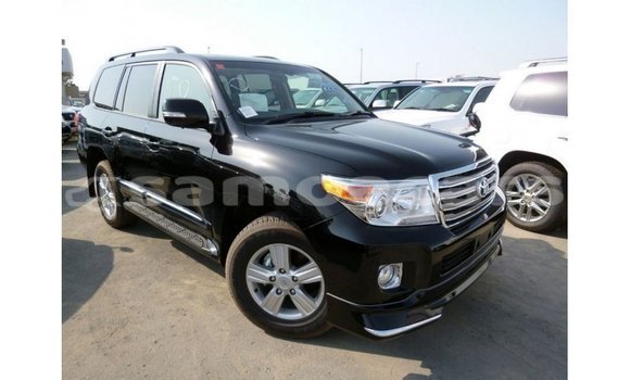 Buy Import Toyota Land Cruiser Black Car in Import - Dubai in A'ana Buy Import Toyota Land Cruiser Black Car in Import - Dubai in A'ana
