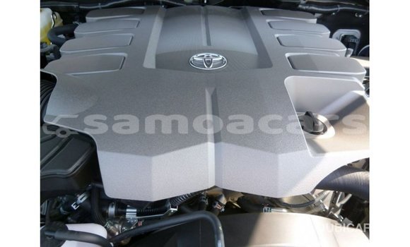 Buy Import Toyota Land Cruiser White Car in Import - Dubai in A'ana Buy Import Toyota Land Cruiser White Car in Import - Dubai in A'ana