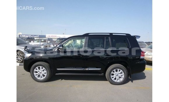 Buy Import Toyota Land Cruiser Black Car in Import - Dubai in A'ana Buy Import Toyota Land Cruiser Black Car in Import - Dubai in A'ana