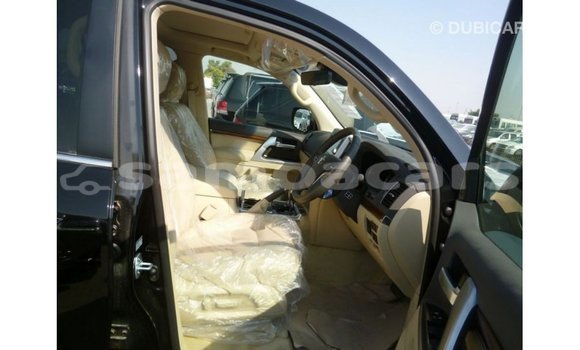 Buy Import Toyota Land Cruiser Black Car in Import - Dubai in A'ana Buy Import Toyota Land Cruiser Black Car in Import - Dubai in A'ana